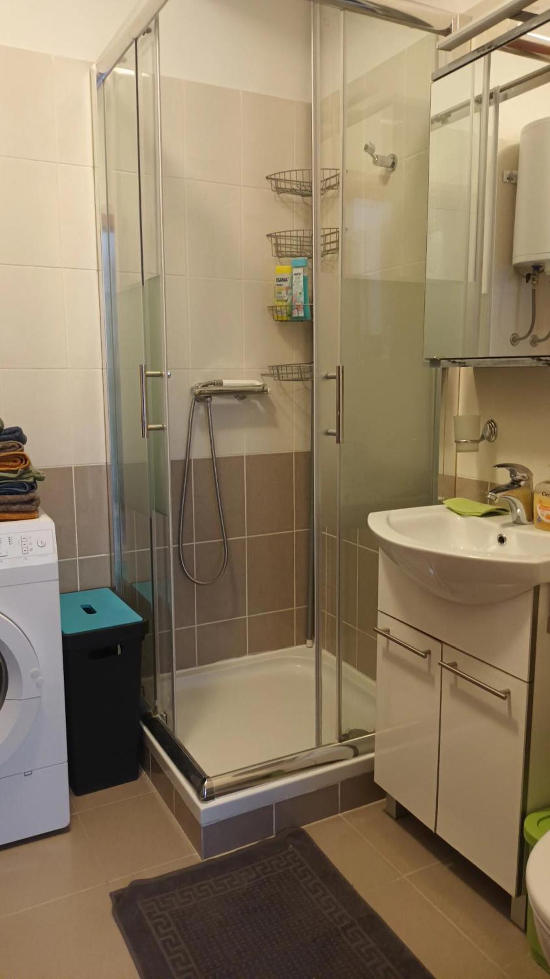 Apartman Sandra -Private Parking And Garden Zadar Eksteriør billede