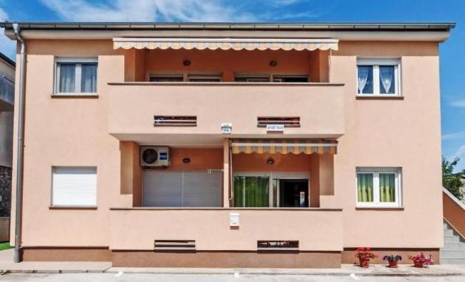 Apartman Sandra -Private Parking And Garden Zadar Eksteriør billede