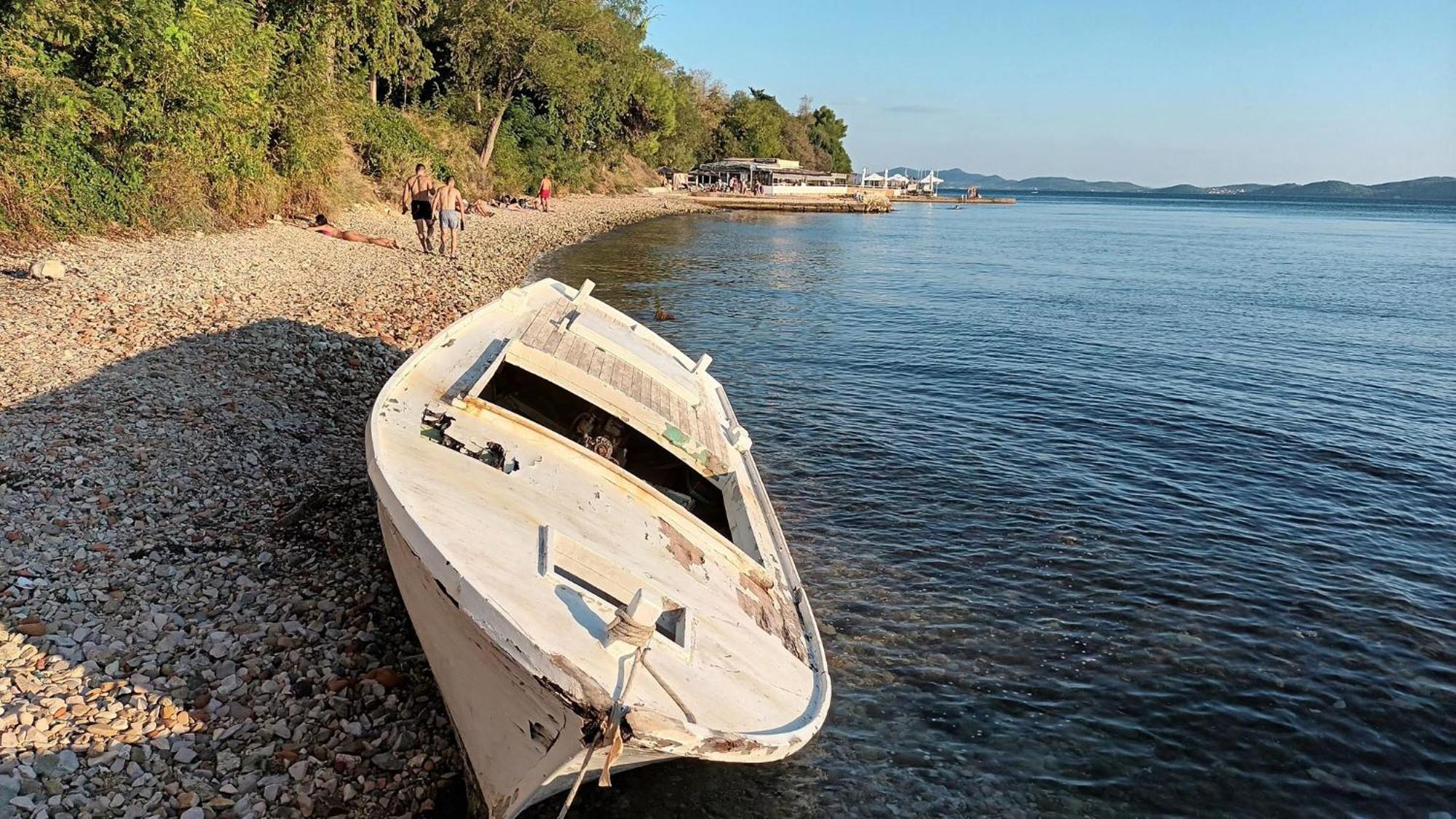 Apartman Sandra -Private Parking And Garden Zadar Eksteriør billede